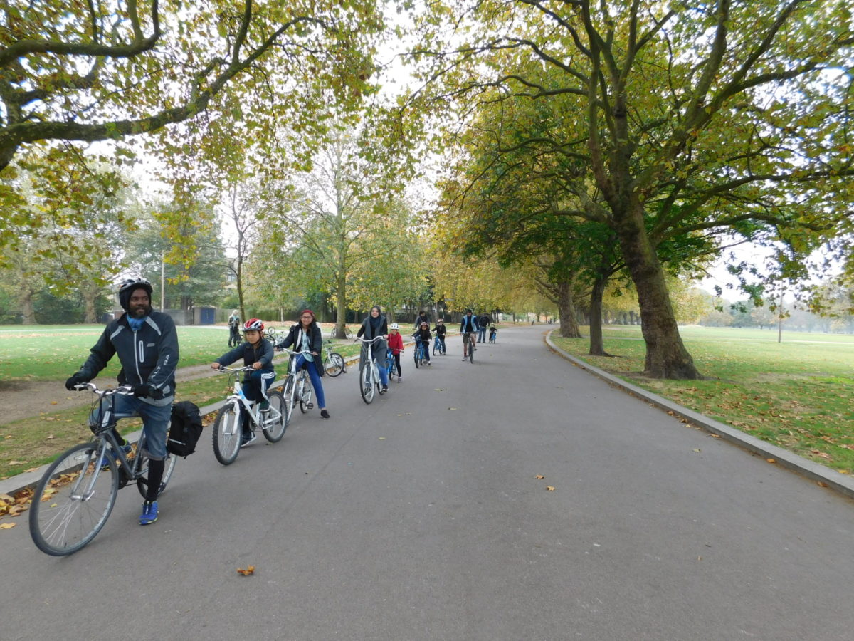 Family Cycle Training in Victoria Park